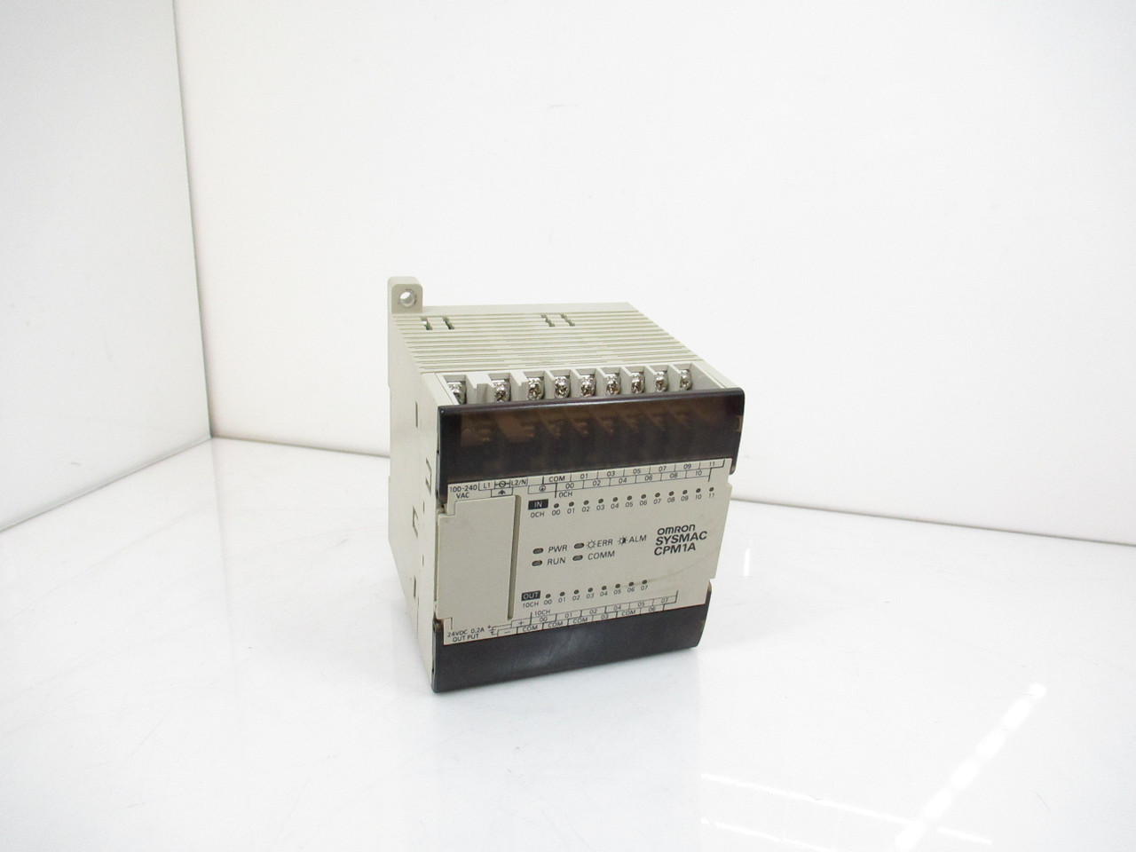 【値下げ可能】Omron PLC CPM1A-20CDR-D-V1 OMRON CPM1A-20CDR-A プログラマブルコントローラ CPM1A-20CDR-A-V1